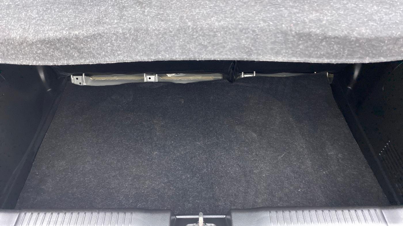 2019 Maruti Swift ZXI AMT, Petrol, Automatic, 25,849 km, Boot Inside
