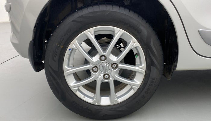 2019 Maruti Swift ZXI AMT, Petrol, Automatic, 25,849 km, Right Rear Wheel