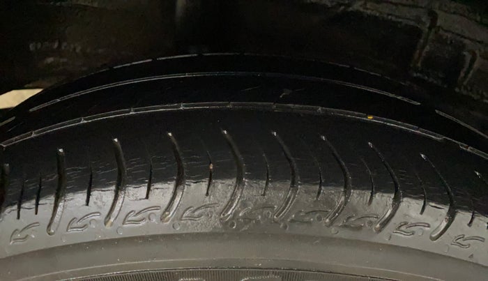 2018 Honda Amaze 1.2L I-VTEC VX, Petrol, Manual, 46,456 km, Right Rear Tyre Tread