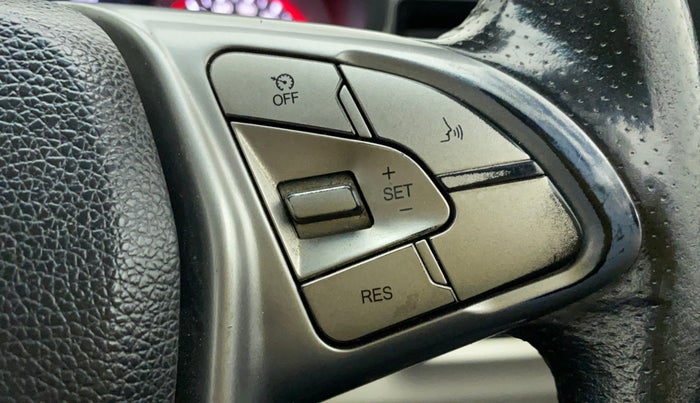 2019 Mahindra XUV300 W8 1.5 DIESEL, Diesel, Manual, 71,169 km, Adaptive Cruise Control