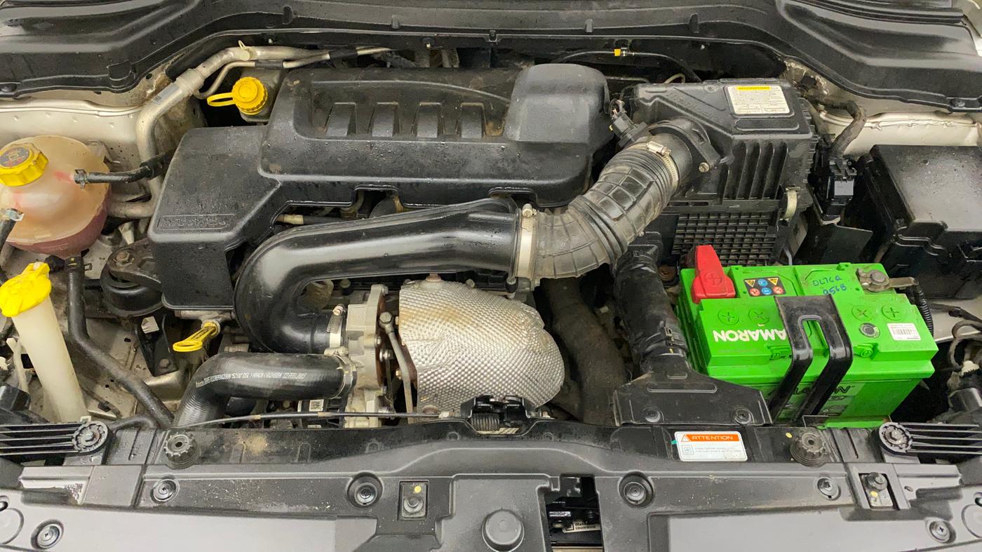 2019 Mahindra XUV300 W8 1.5 DIESEL, CNG, Manual, 71,169 km, Open Bonet