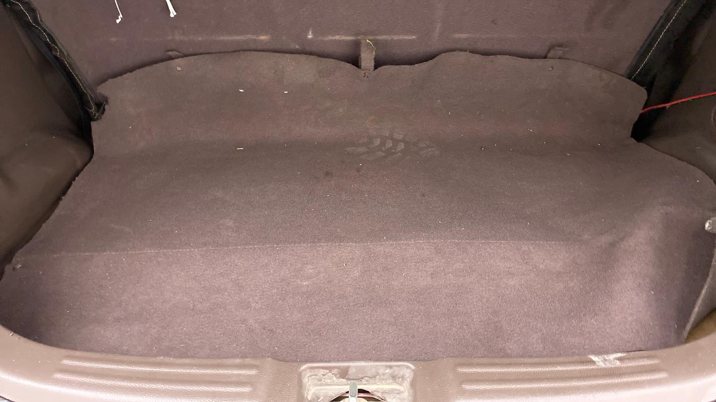 2010 Maruti Zen Estilo LXI, Petrol, Manual, 90,927 km, Boot Inside