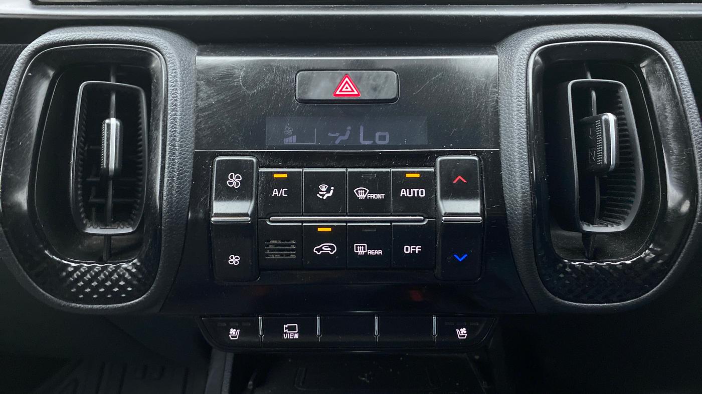 2021 KIA SONET GTX + 1.0 IMT, Petrol, Manual, 13,697 km, Automatic Climate Control