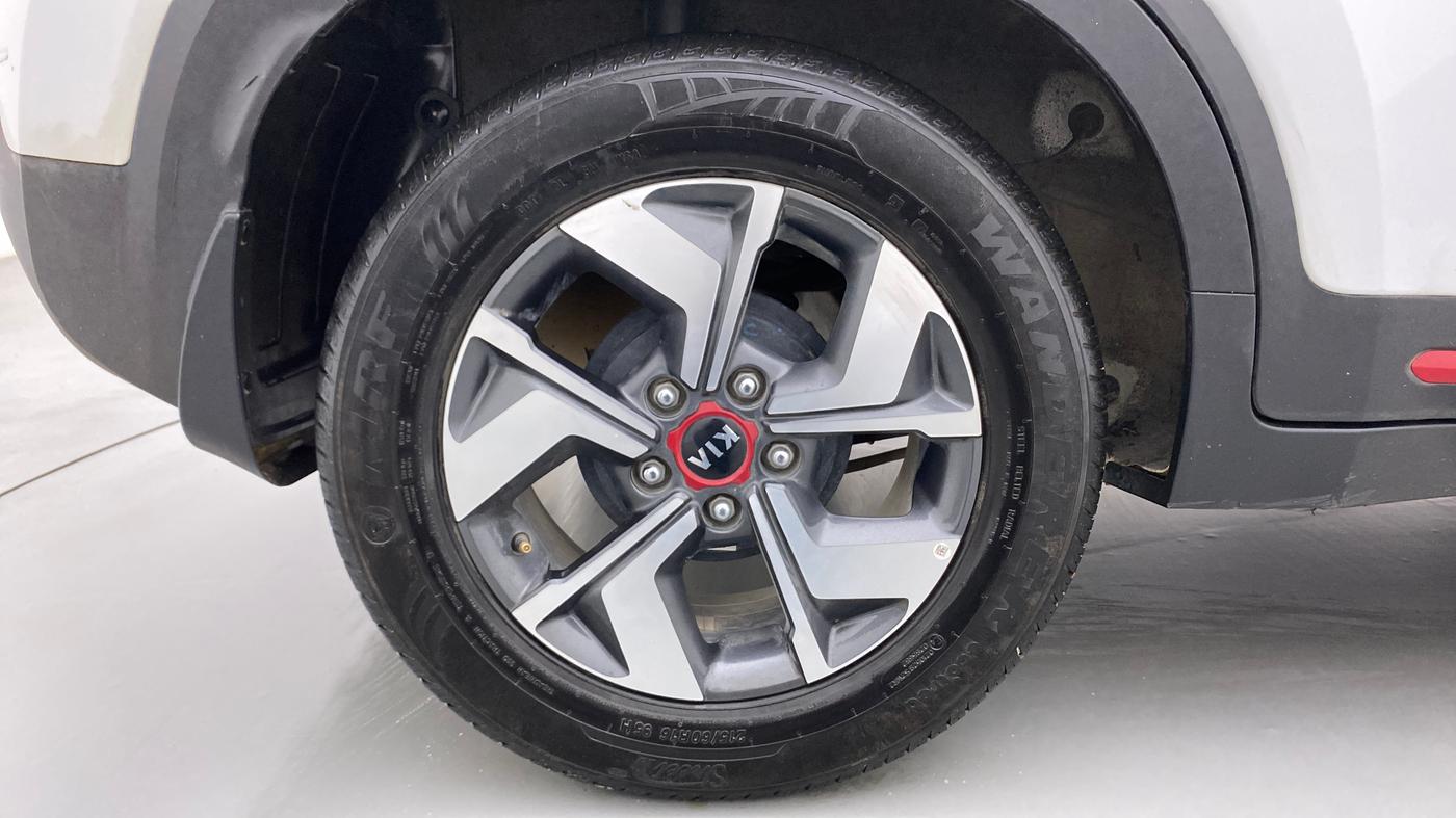 2021 KIA SONET GTX + 1.0 IMT, Petrol, Manual, 13,697 km, Right Rear Wheel