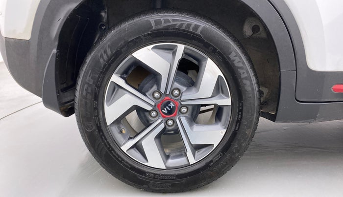 2021 KIA SONET GTX + 1.0 IMT, Petrol, Manual, 13,697 km, Right Rear Wheel