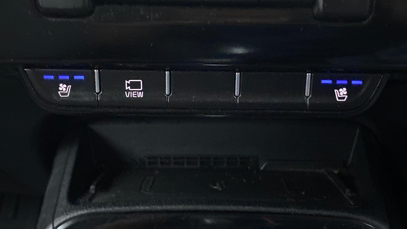 2021 KIA SONET GTX + 1.0 IMT, Petrol, Manual, 13,697 km, Heated/ Ventilated Seats