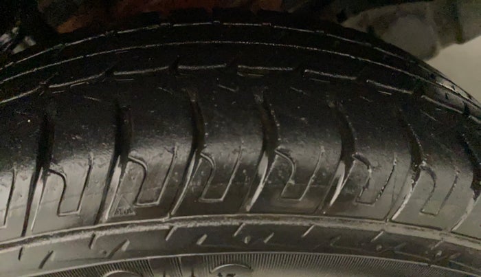 2012 Maruti Wagon R 1.0 VXI, Petrol, Manual, 43,540 km, Left Rear Tyre Tread