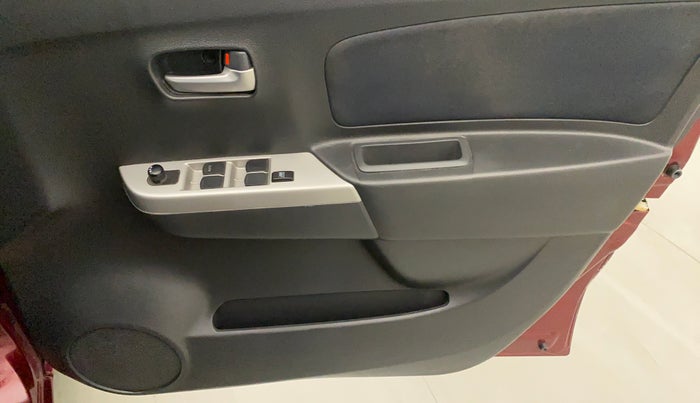 2012 Maruti Wagon R 1.0 VXI, Petrol, Manual, 43,540 km, Driver Side Door Panels Control