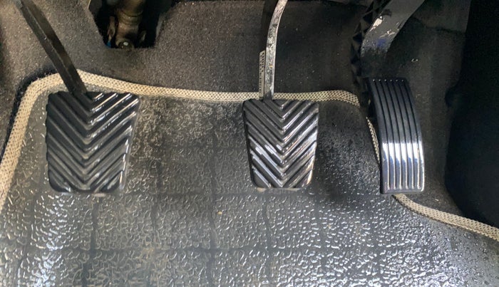 2020 Hyundai VENUE SX 1.0 TURBO, Petrol, Manual, 32,411 km, Pedals