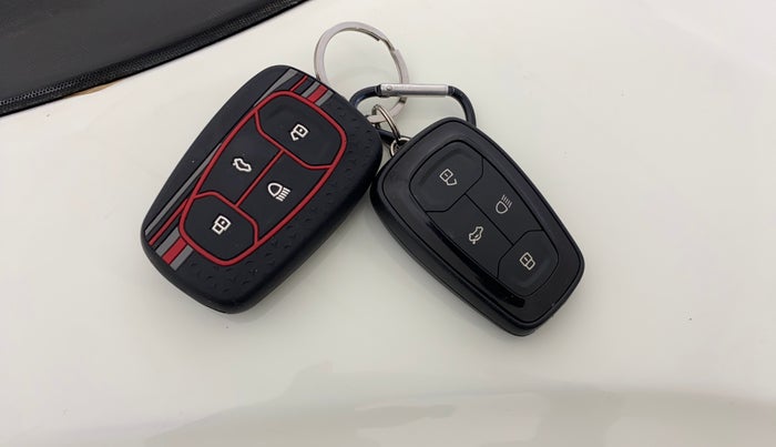 2018 Tata NEXON XZA PLUS DIESEL, Diesel, Automatic, 80,316 km, Key Close Up