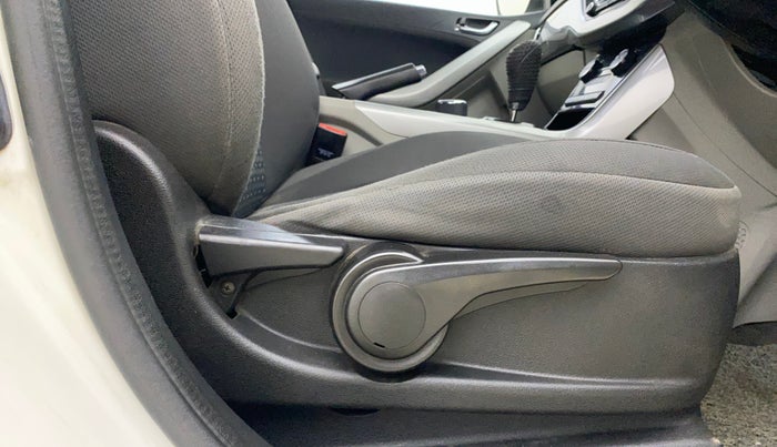 2018 Tata NEXON XZA PLUS DIESEL, Diesel, Automatic, 80,316 km, Driver Side Adjustment Panel