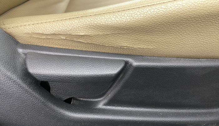 2017 Hyundai Eon ERA PLUS, Petrol, Manual, Driver Side Adjustment Panel