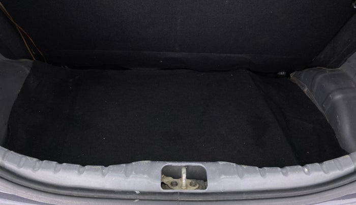 2017 Hyundai Eon ERA PLUS, Petrol, Manual, Boot Inside