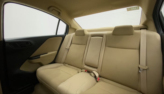 2014 Honda City 1.5L I-VTEC SV, Petrol, Manual, 17,972 km, Right Side Rear Door Cabin
