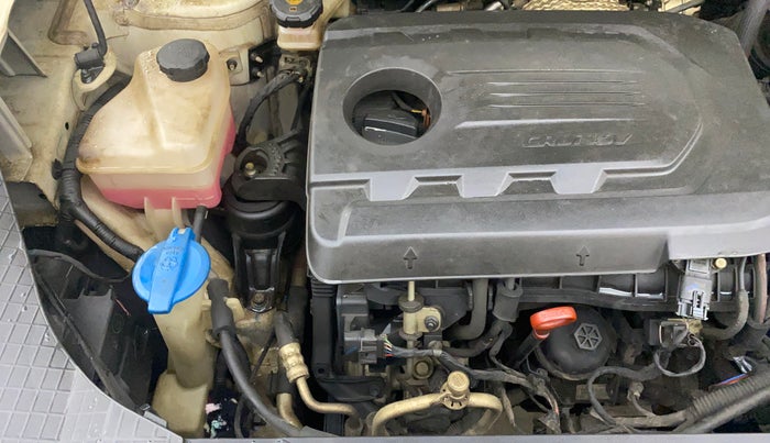 2021 Hyundai VENUE SX 1.5 CRDI, Diesel, Manual, 30,409 km, Engine View - Right