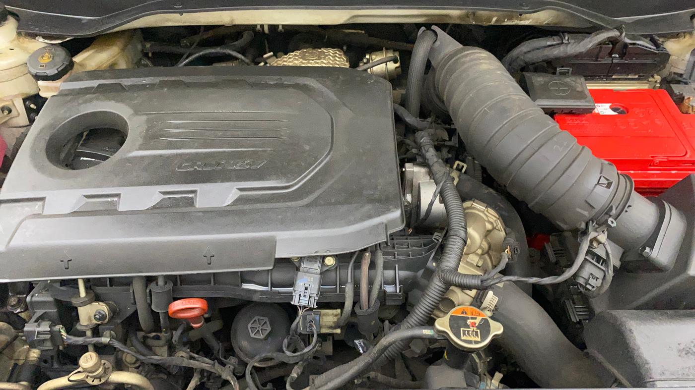 2021 Hyundai VENUE SX 1.5 CRDI, Diesel, Manual, 30,500 km, Engine View