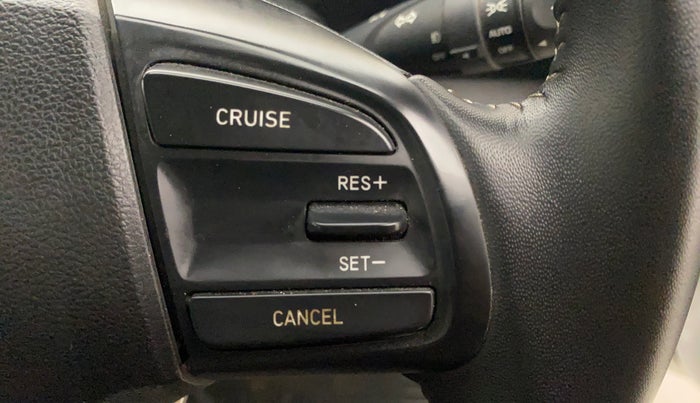 2021 Hyundai VENUE SX 1.5 CRDI, Diesel, Manual, 30,409 km, Adaptive Cruise Control