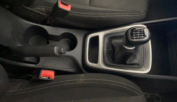 2021 Hyundai VENUE SX 1.5 CRDI, Diesel, Manual, 30,409 km, Gear Lever