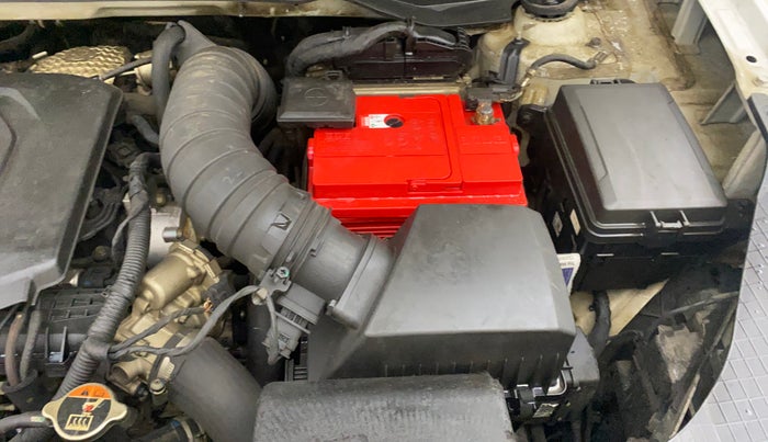 2021 Hyundai VENUE SX 1.5 CRDI, Diesel, Manual, 30,409 km, Engine View - Left