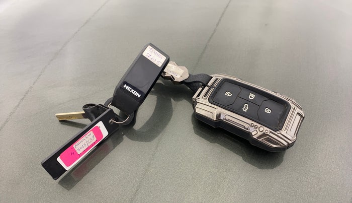 2021 Tata NEXON XZA PLUS SUNROOF PETROL, Petrol, Automatic, 26,481 km, Key Close Up