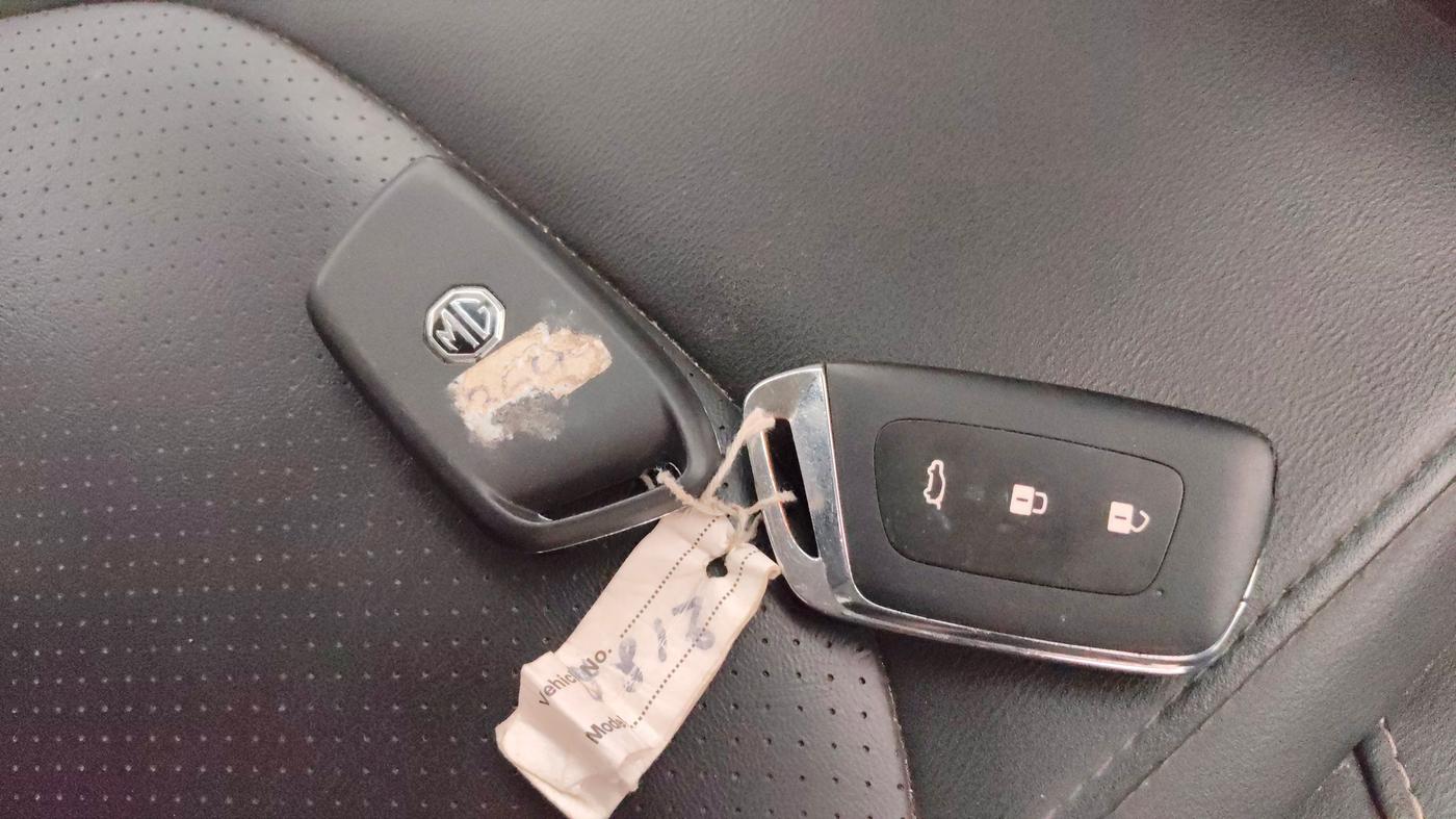 2020 MG HECTOR SHARP 1.5 DCT PETROL, Petrol, Automatic, 59,975 km, Key Close Up