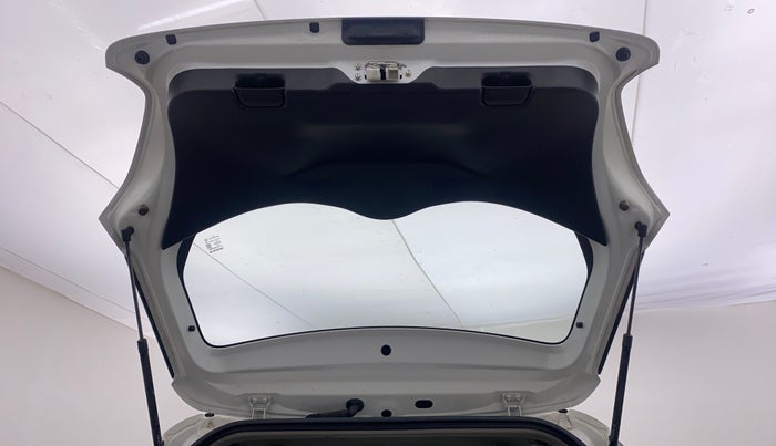 2020 Maruti Swift LXI, Petrol, Manual, 2,297 km, Boot Door Open