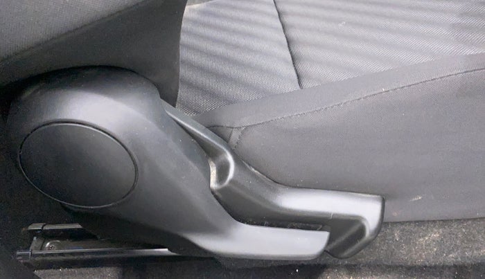 2020 Maruti Swift LXI, Petrol, Manual, 2,297 km, Driver Side Adjustment Panel