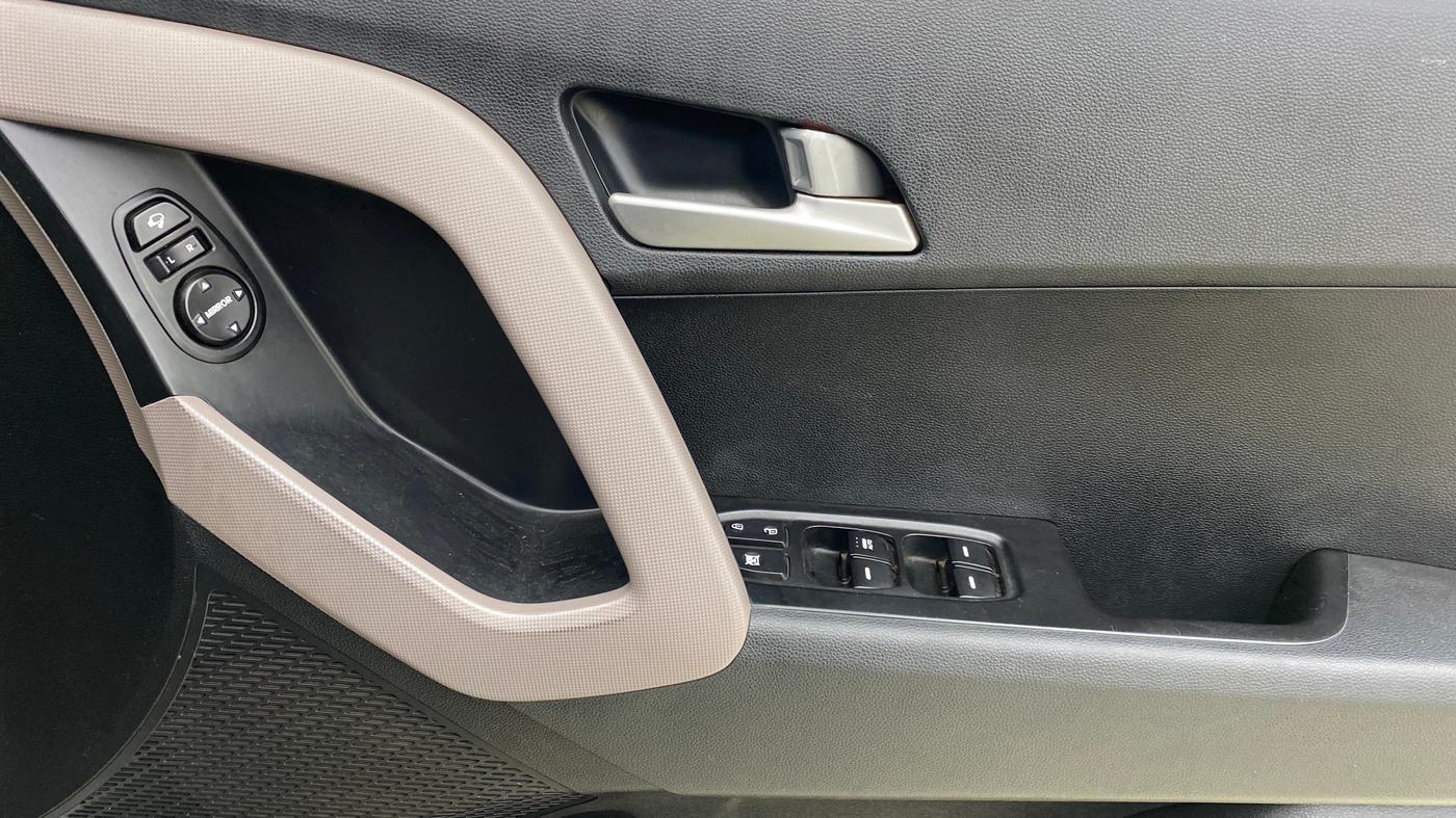 2019 Hyundai Creta SX AT 1.6 PETROL, Petrol, Automatic, 52,487 km, Driver Side Door Panels Control