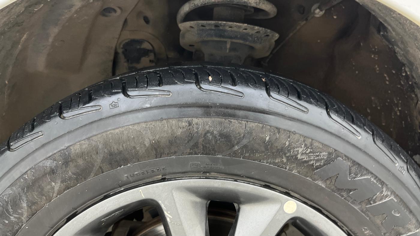 2018 Hyundai Elite i20 ASTA 1.2, Petrol, Manual, 71,021 km, Left Front Tyre Tread