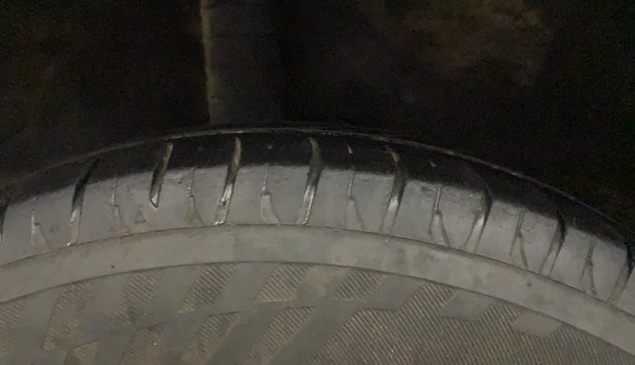 2016 Datsun Go Plus T, Petrol, Manual, 79,329 km, Right Rear Tyre Tread