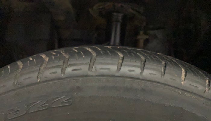 2016 Datsun Go Plus T, Petrol, Manual, 79,329 km, Left Front Tyre Tread