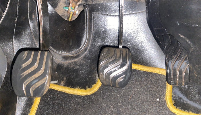 2016 Renault Kwid RXT 0.8, Petrol, Manual, 43,670 km, Pedals