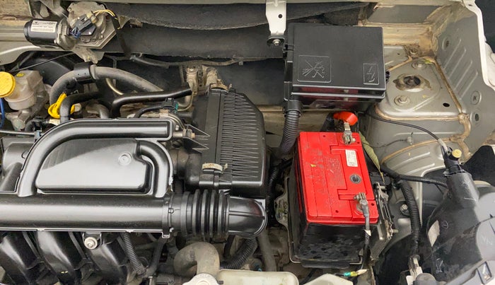 2016 Renault Kwid RXT 0.8, Petrol, Manual, 43,670 km, Engine View - Left