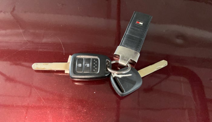 2014 Honda City 1.5L I-VTEC SV, CNG, Manual, 66,485 km, Key Close Up