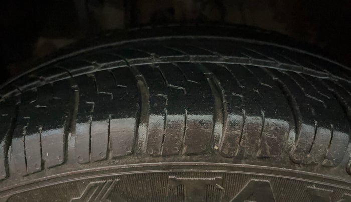 2014 Honda City 1.5L I-VTEC SV, CNG, Manual, 66,485 km, Left Front Tyre Tread