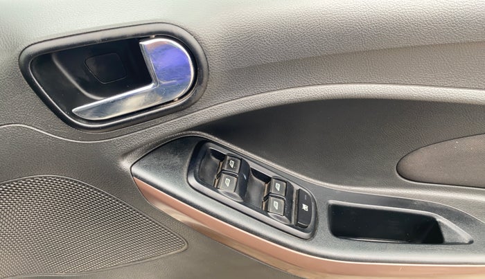 2018 Ford FREESTYLE TITANIUM 1.2 PETROL, Petrol, Manual, 5,865 km, Driver Side Door Panels Control