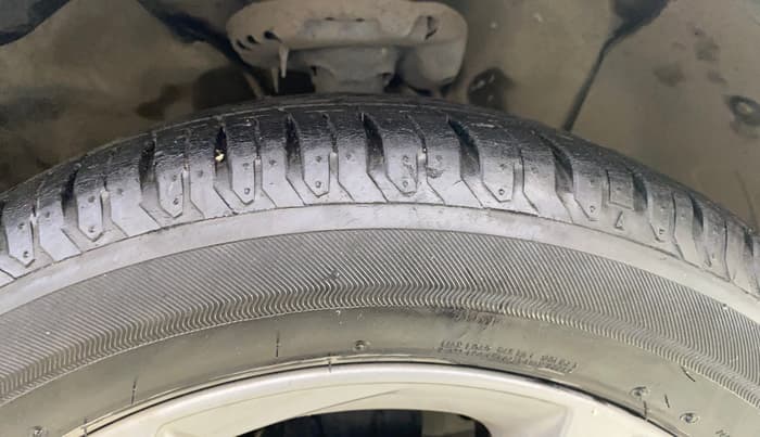 2022 Hyundai Verna SX 1.5 VTVT, Petrol, Manual, 23,164 km, Right Front Tyre Tread
