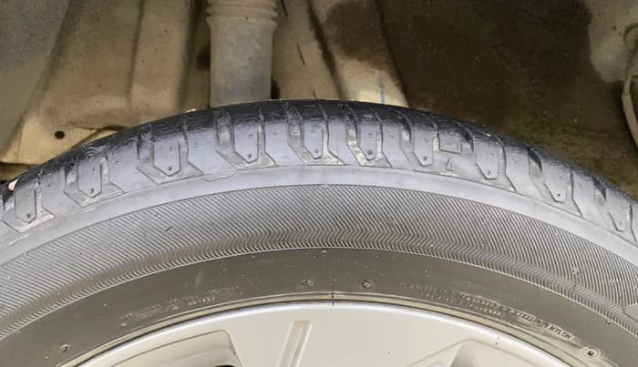 2022 Hyundai Verna SX 1.5 VTVT, Petrol, Manual, 23,164 km, Right Rear Tyre Tread