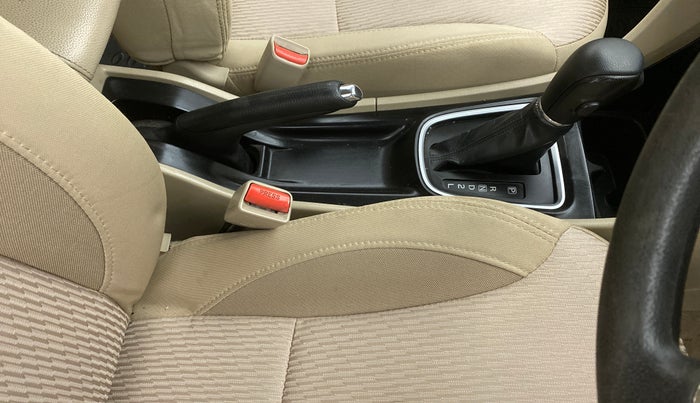 2019 Maruti Ciaz DELTA AT 1.5 SHVS PETROL, Petrol, Automatic, 69,022 km, Gear Lever
