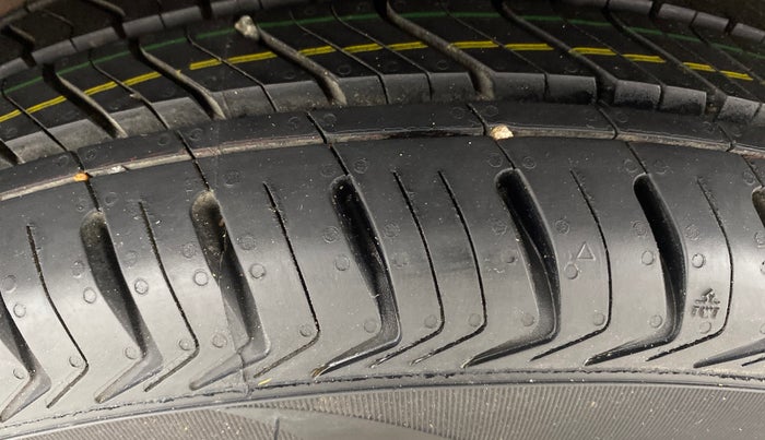 2018 Maruti Celerio ZXI AMT (O), Petrol, Automatic, 54,686 km, Left Front Tyre Tread