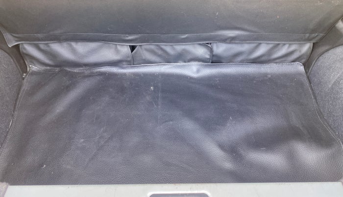 2021 Maruti New Wagon-R LXI (O) 1.0, Petrol, Manual, 15,874 km, Boot Inside