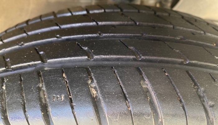 2021 Maruti New Wagon-R LXI (O) 1.0, Petrol, Manual, 15,874 km, Right Front Tyre Tread