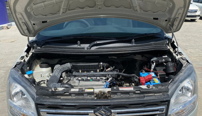 2021 Maruti New Wagon-R LXI (O) 1.0, Petrol, Manual, 15,874 km, Engine View