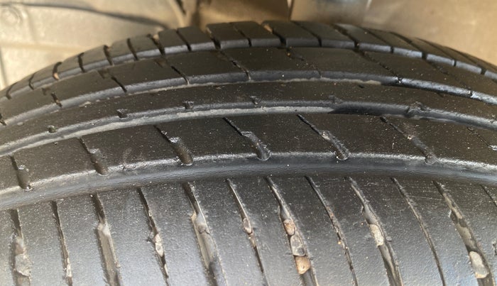 2021 Maruti New Wagon-R LXI (O) 1.0, Petrol, Manual, 15,874 km, Left Front Tyre Tread