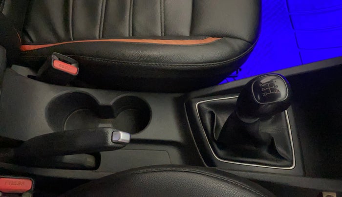 2017 Hyundai Elite i20 SPORTZ 1.2, Petrol, Manual, 71,535 km, Gear Lever