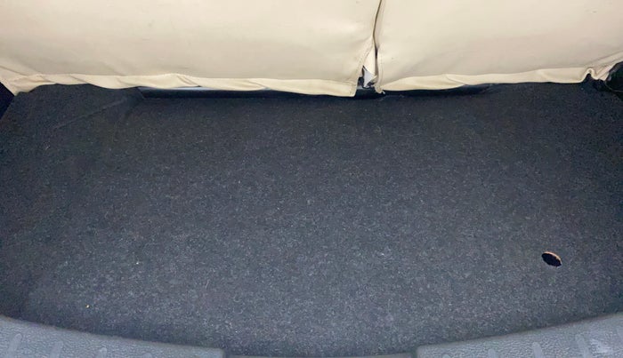 2016 Maruti Wagon R 1.0 VXI AMT, Petrol, Automatic, 37,805 km, Boot Inside
