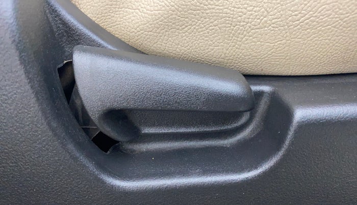 2016 Maruti Wagon R 1.0 VXI AMT, Petrol, Automatic, 37,805 km, Driver Side Adjustment Panel