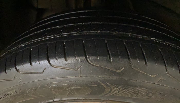 2024 Tata NEXON SMART+ 1.2 PETROL, Petrol, Manual, 27,437 km, Right Rear Tyre Tread