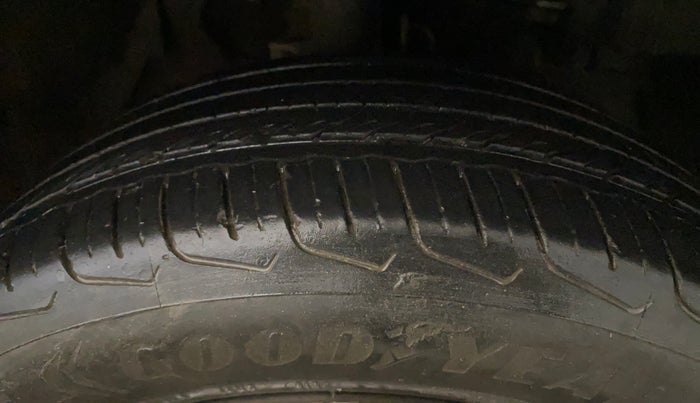 2024 Tata NEXON SMART+ 1.2 PETROL, Petrol, Manual, 27,437 km, Right Front Tyre Tread