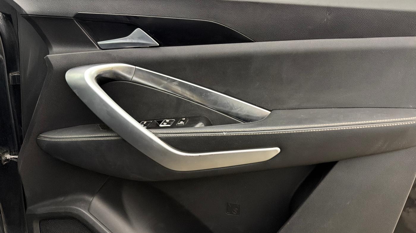 2019 MG HECTOR SHARP 1.5 DCT PETROL, Petrol, Automatic, 79,515 km, Driver Side Door Panels Control